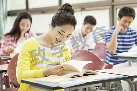 自考需要去學校上課嗎？